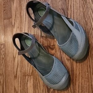 Teva Northwater Mary JaneStylish  Women's Shoes Sandals Size 10.5